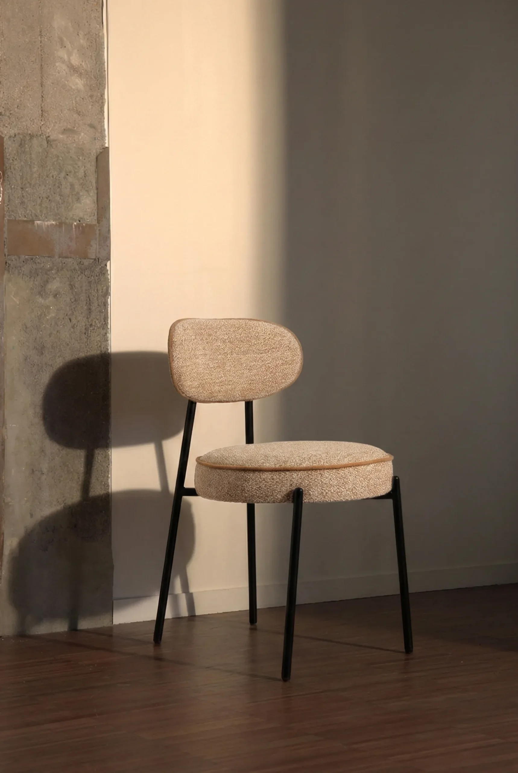 Chaise, Jaune moucheté & fer noir Milo