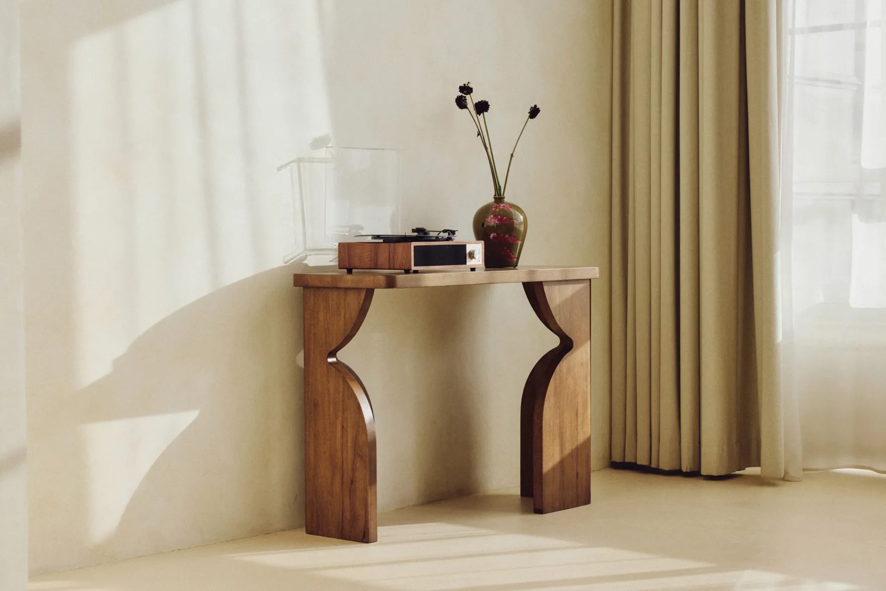 Console, Bois massif d'hévéa teinte noyer, L100 Kayla