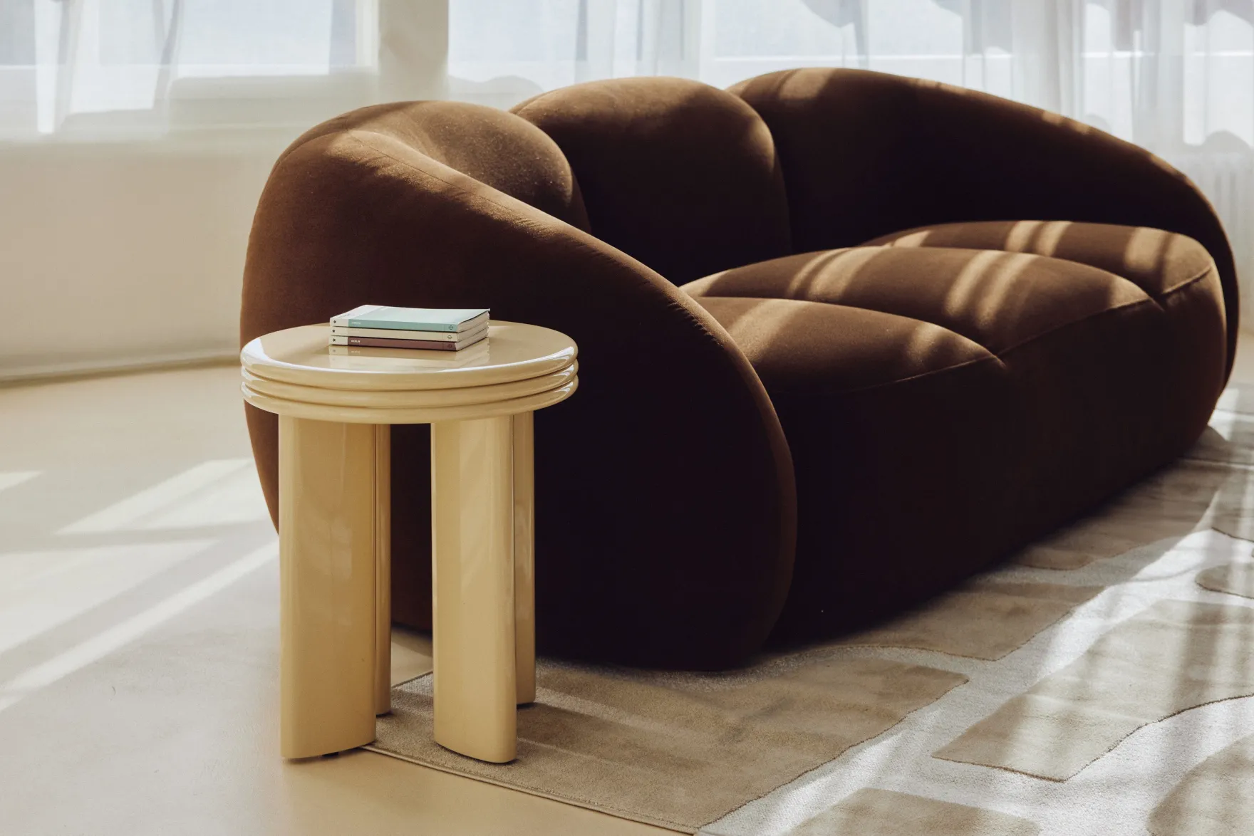 Table d'appoint, Bois beige glossy, H45.5 Mira