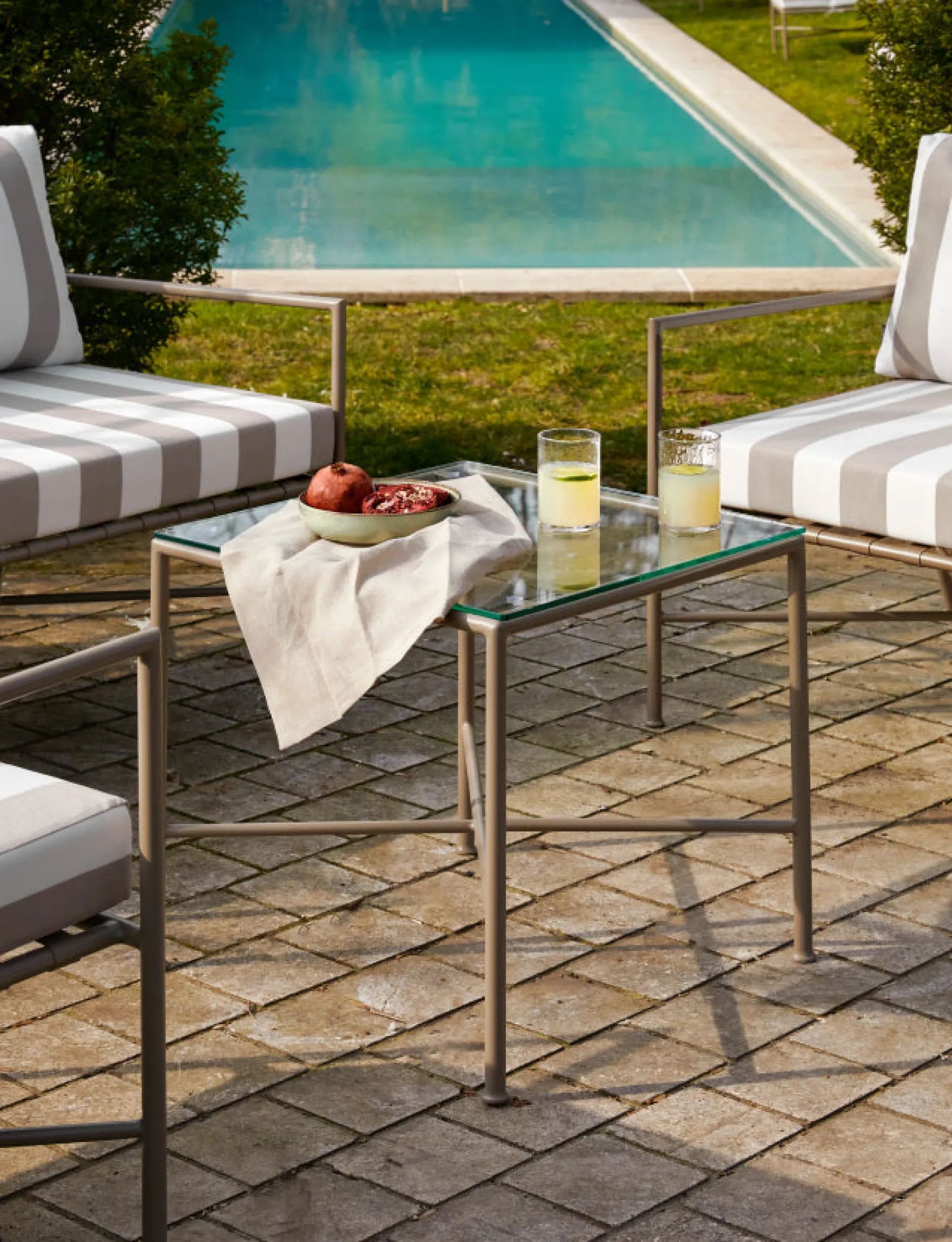 Table d'appoint de jardin, Verre transparent & métal taupe Bel Air