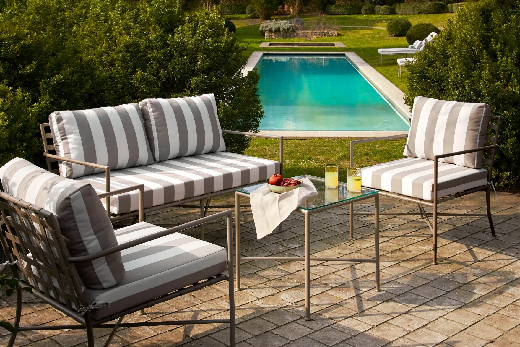 Table d'appoint de jardin, Verre transparent & métal taupe Bel Air