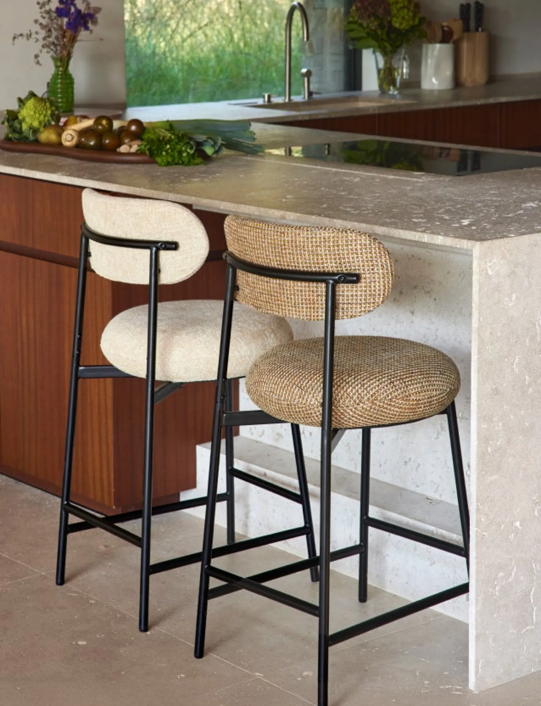 Tabouret de bar, Tweed jaune miami & métal noir, H68 Maia